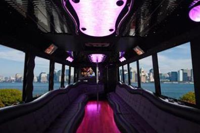 Party Bus Milwaukee, WI - 15 Cheap Party Buses For Rent